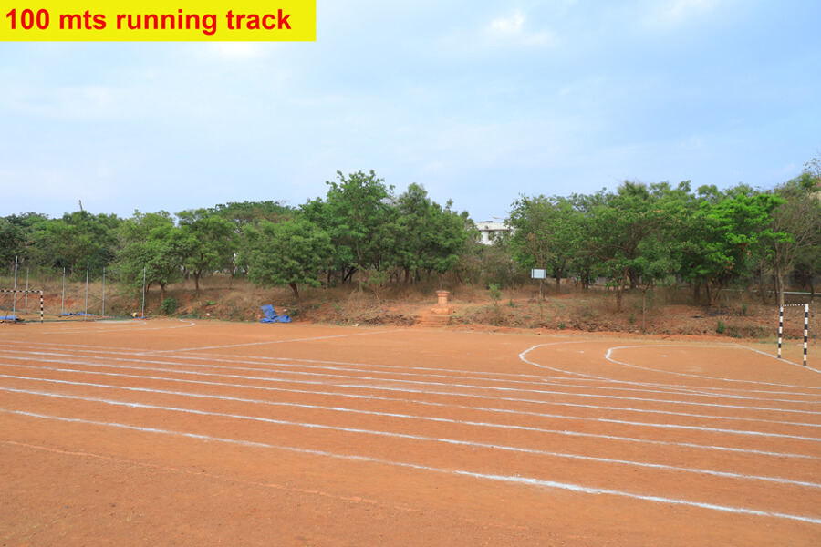 1_100 mts Running track